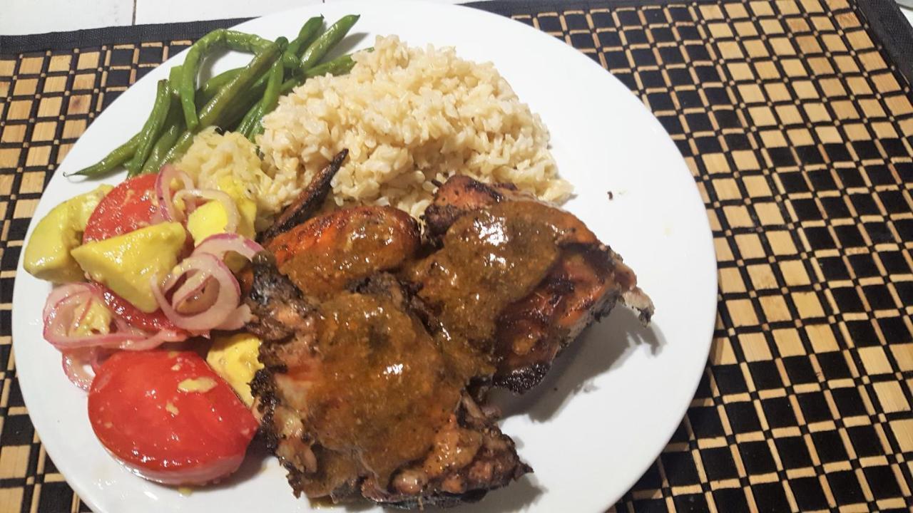 Llantrissant Beachcliff Villa Negril Kültér fotó